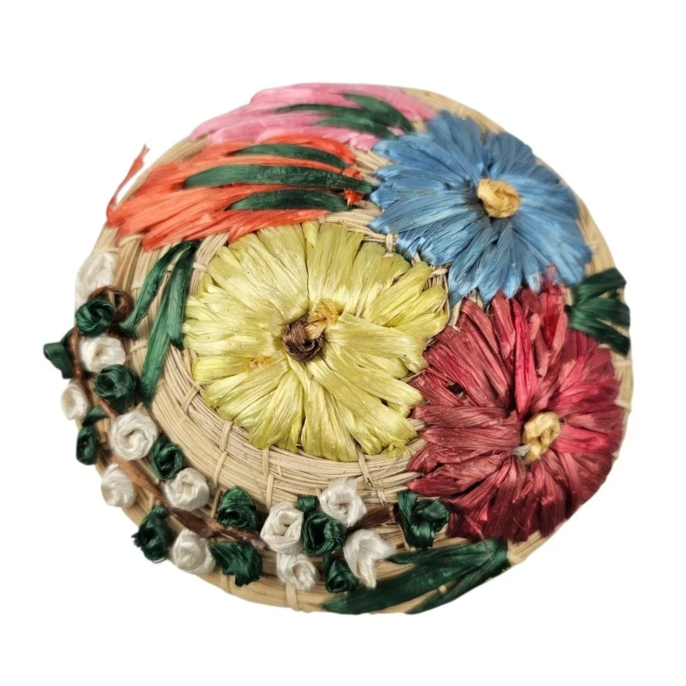 Woven Straw Basket with‎ Colorful Raffia Flowers Trinket Jewelry Box